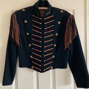 Double D Ranch: Short jacket with decorative buttons, fringe at the shoulders